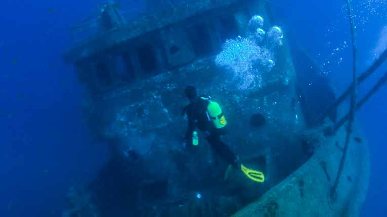 Things to do in Tenerife spain - ship wrack scuba diving