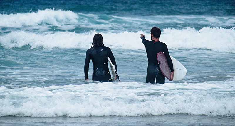 Surfen macht dir Spass, dann arbeite als Surflehrer in Australien